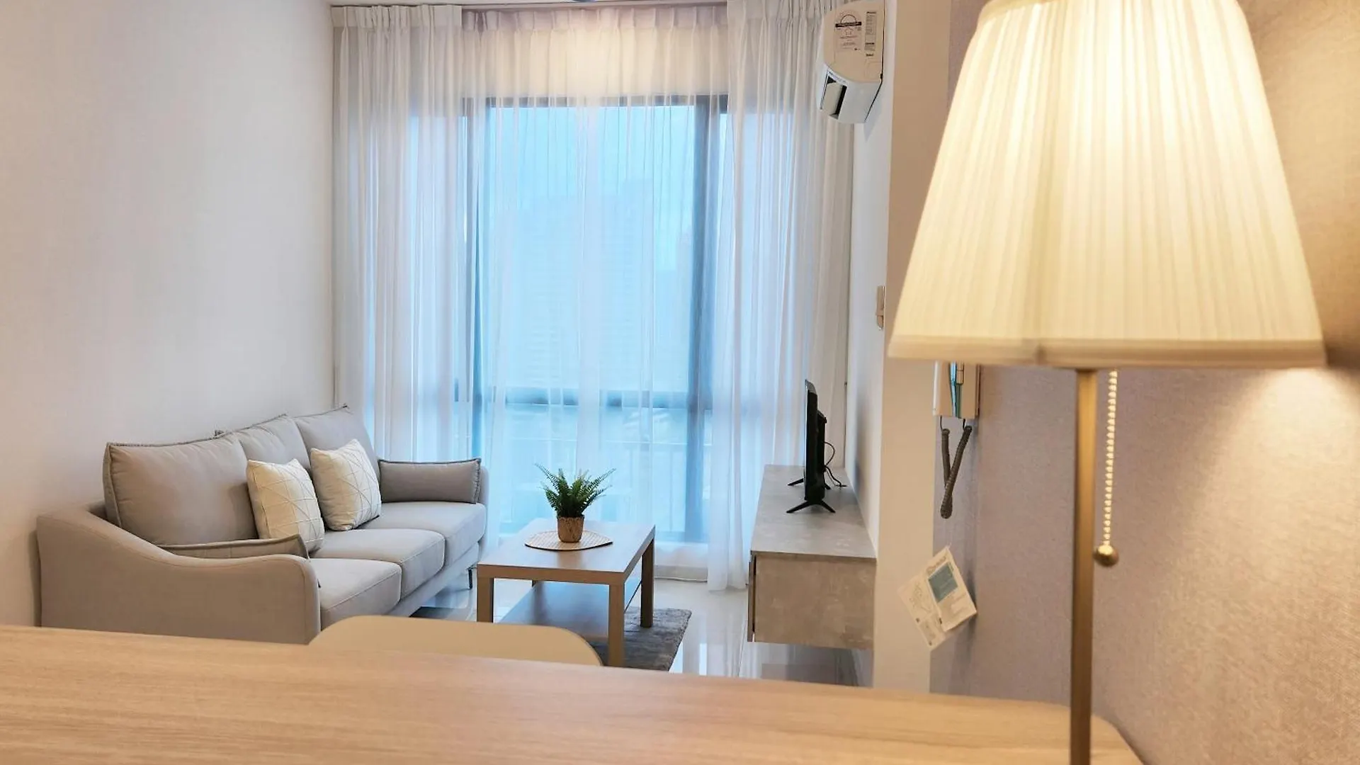 Sks Pavillion Suites جوهر بهرو منزل للإقامة