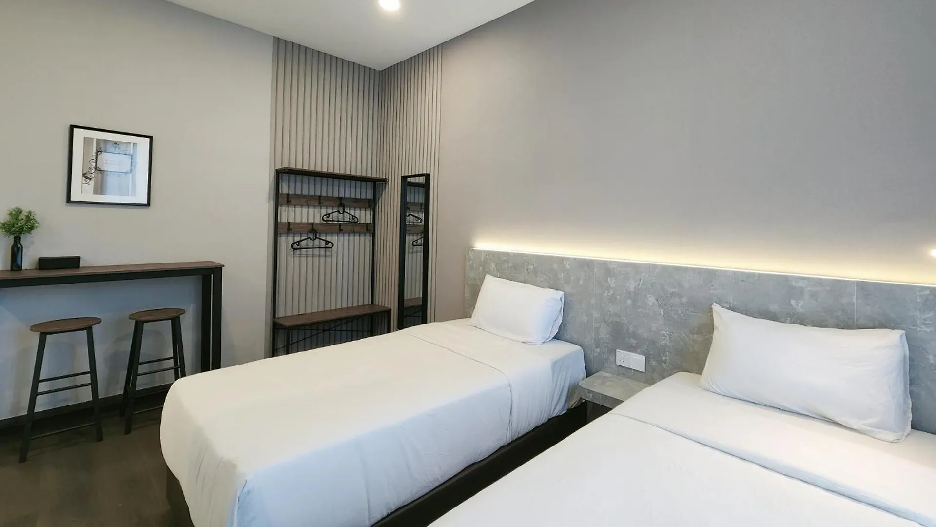 Sks Pavillion Suites جوهر بهرو 0*,