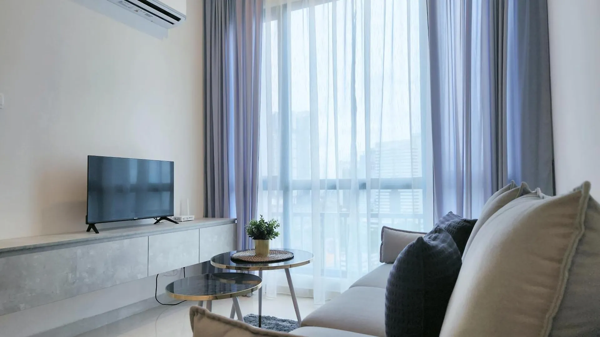 Sks Pavillion Suites جوهر بهرو منزل للإقامة
