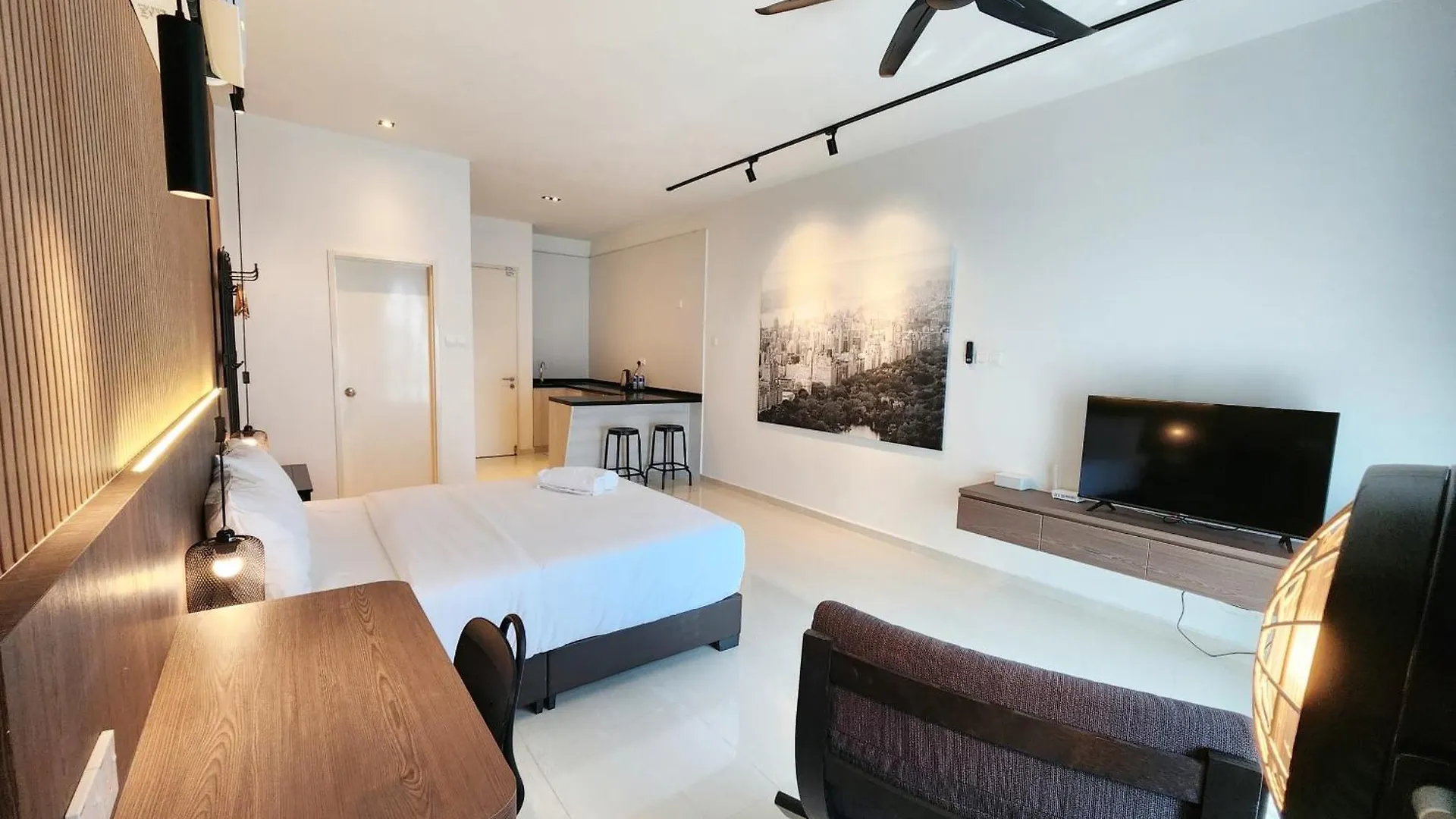 Sks Pavillion Suites جوهر بهرو منزل للإقامة