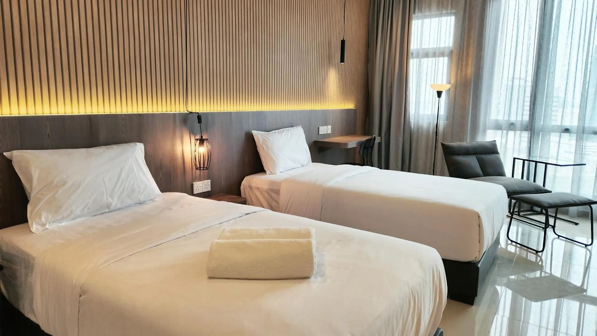 Sks Pavillion Suites جوهر بهرو منزل للإقامة