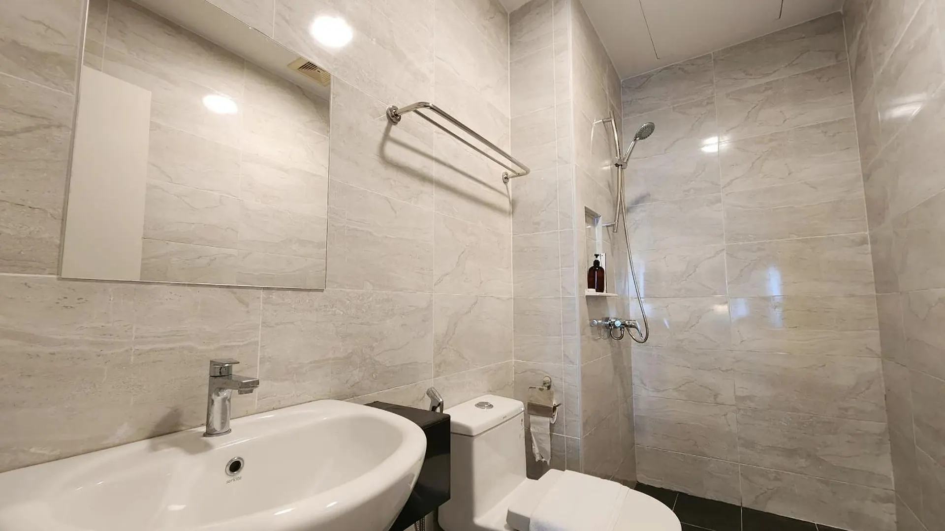 Sks Pavillion Suites جوهر بهرو 0*,